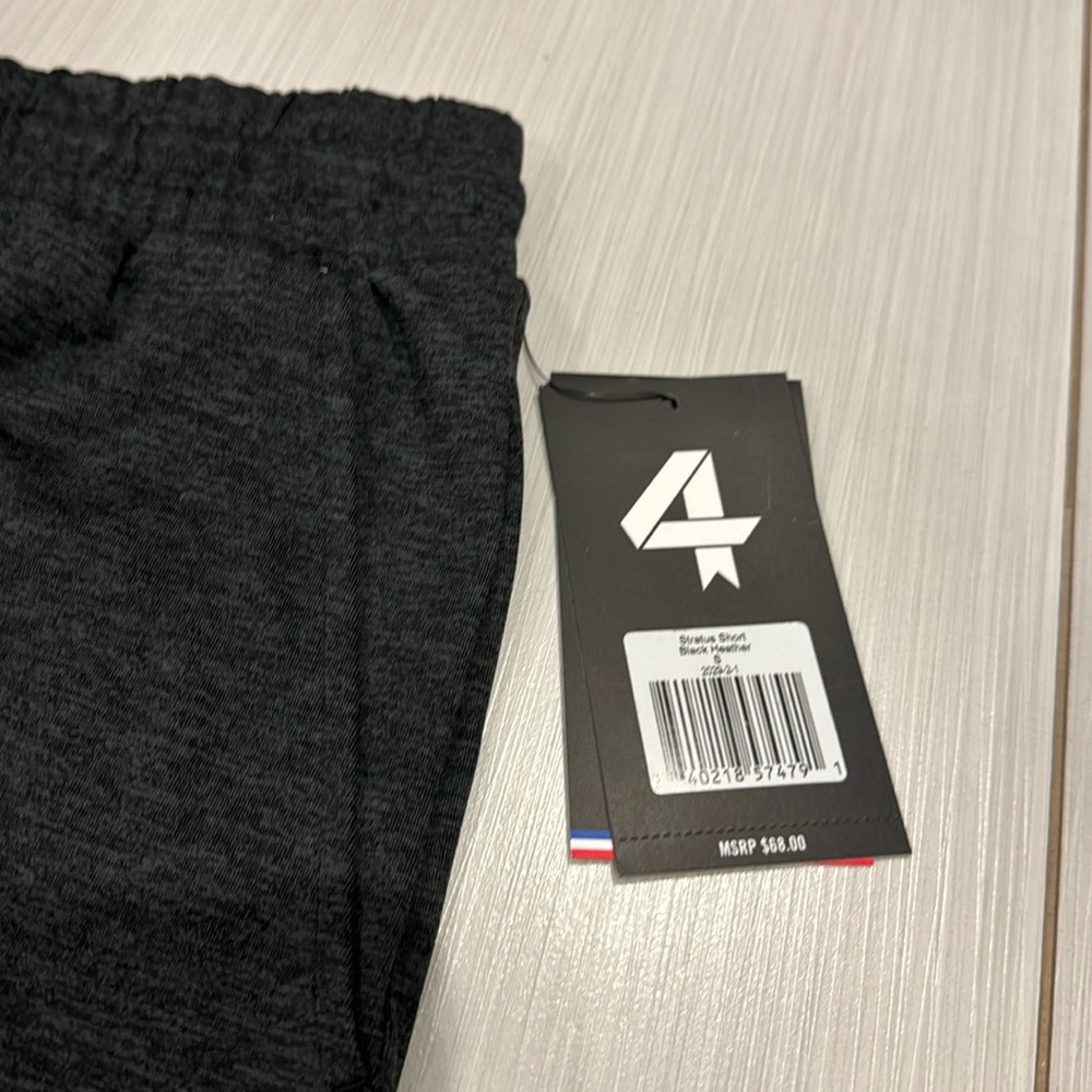 Fourlaps NWT Stratus Short Black Heather with drawstring, very soft. Dark Grey. - Picture 6 of 11